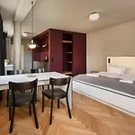Karlito Apartmenthaus Aparthotel 3*